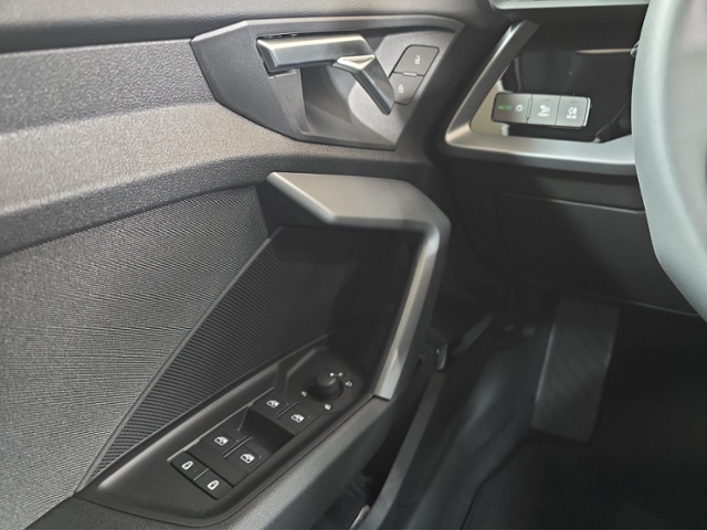 A3 Sportback 2.0 TFSI quattro+S line+LED+NAVI