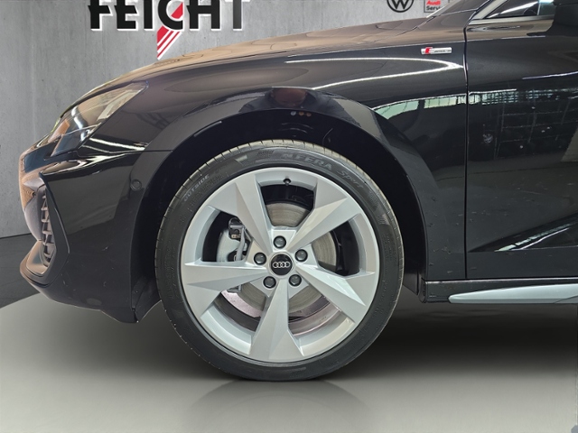 A3 Sportback 2.0 TFSI quattro+S line+LED+NAVI