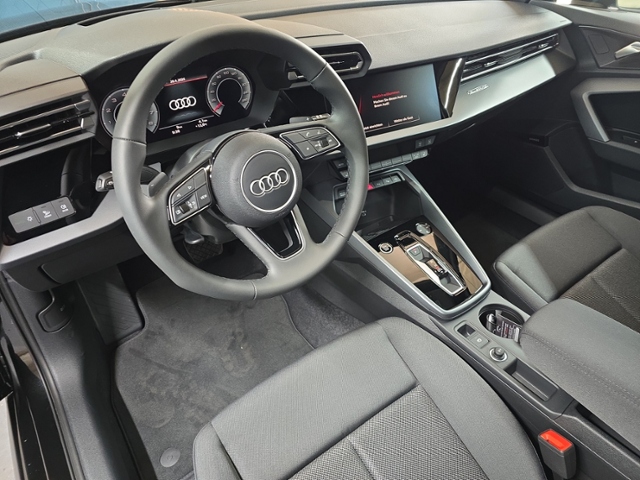 A3 Sportback 2.0 TFSI quattro+S line+LED+NAVI