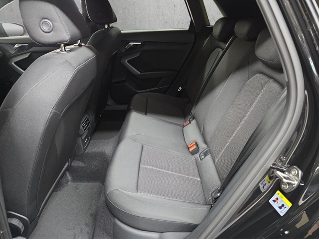 A3 Sportback 2.0 TFSI quattro+S line+LED+NAVI