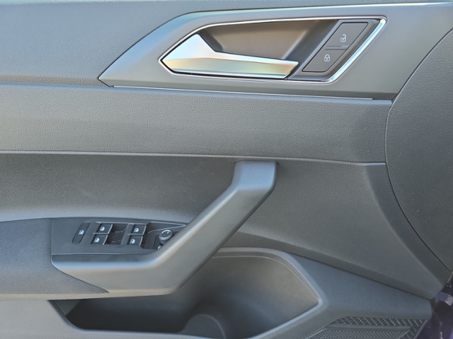 Polo 1.0 TSI R-Line+Matrix-LED+NAVI+PARKLENK+APP