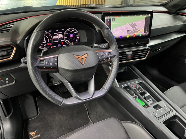 Formentor 1.5 TSI LED+NAV+AHK+PARKLENK+FULL LINK