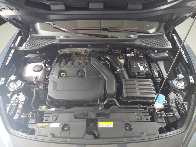 Formentor 1.5 TSI LED+NAVI+RFK+PDC+FULL LINK+ACC