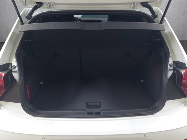 Polo 1.0 TSI R-Line+LED-MATRIX+NAVI+APP-CON.+ACC