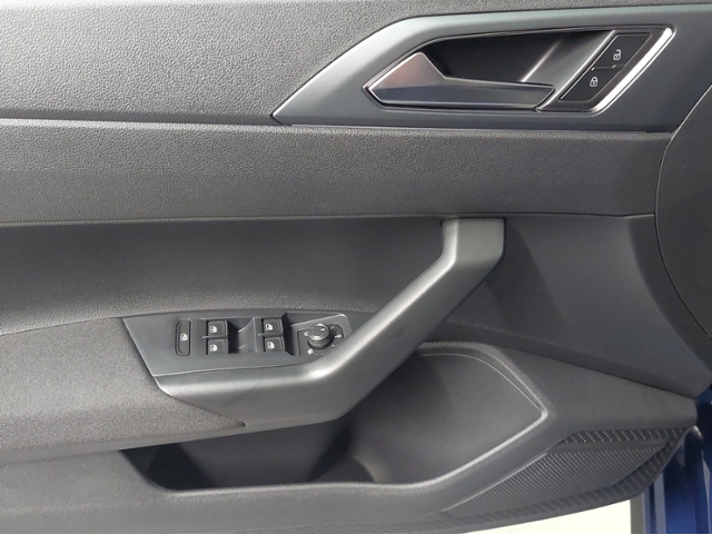 Polo 1.0 TSI R-Line+LED-MATRIX+NAVI+FRONT ASSIST
