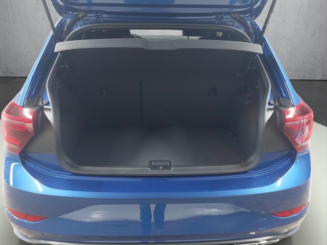 Polo 1.0 TSI R-Line+LED-MATRIX+NAVI+FRONT ASSIST