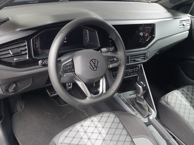 Polo 1.0 TSI R-Line+LED-MATRIX+NAVI+FRONT ASSIST