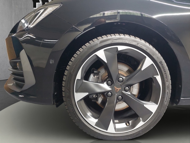 Leon 2.0 TDI LED+NAVI+FULL LINK+PARKLENK+ACC+RFK