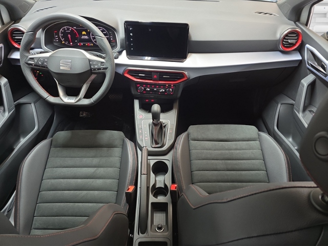 Ibiza 1.0 TSI FR+Black Edition+LED+NAVI+APP+RFK