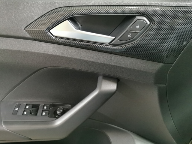 T-Cross 1.0 TSI Life+READY2DISCOVER+LED+RFK+APP
