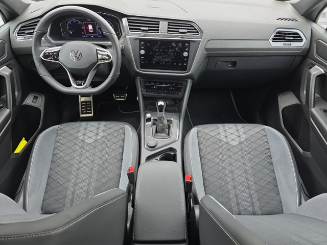 Tiguan Allspace 2.0 TDI R-Line+LED+NAV+AHK+RFK