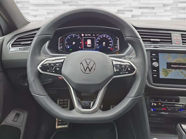 Tiguan Allspace 2.0 TDI R-Line+LED+NAV+AHK+RFK