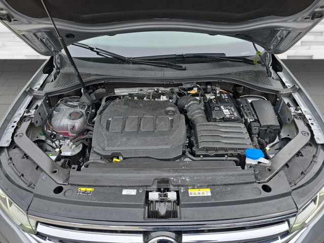 Tiguan Allspace 2.0 TDI R-Line+LED+NAV+AHK+RFK