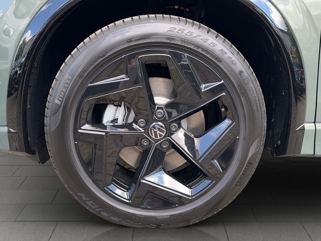 Tiguan 2.0 TDI R-Line+4Motion+LED+NAVI+AHK+ACC
