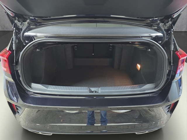 T-Roc Cabriolet 1.5 TSI R-Line+LED+NAV+AHK+RFK