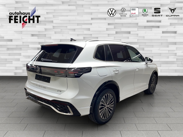 Tiguan 1.5 eTSI R-Line+MATRIX+AHK+HUD+PANO+NAVI