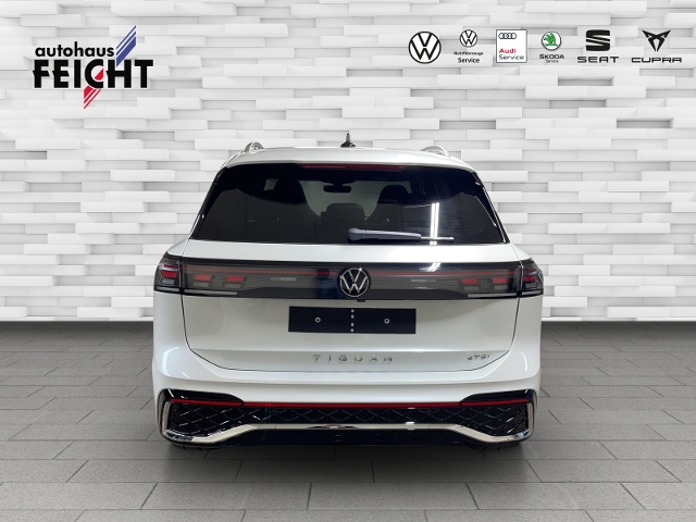 Tiguan 1.5 eTSI R-Line+MATRIX+AHK+HUD+PANO+NAVI