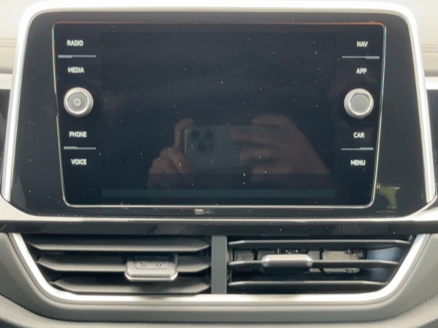 T-Roc 1.5 TSI R-Line+MATRIX-LED+NAVI+AHK+APP-C.
