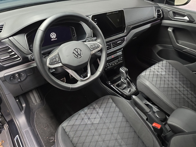 T-Cross 1.0 TSI R-Line+LED+NAVI+AHK+RFK+APP-CON.
