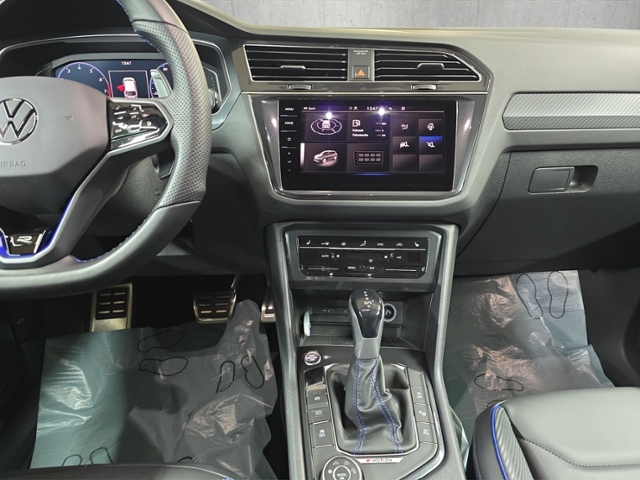 Tiguan R 2.0 TSI 4Motion+LED+NAVI+PANO+AHK+APP