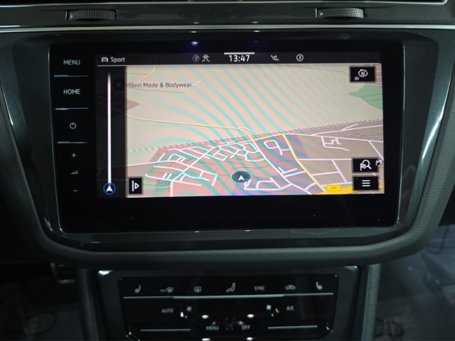 Tiguan R 2.0 TSI 4Motion+LED+NAVI+PANO+AHK+APP