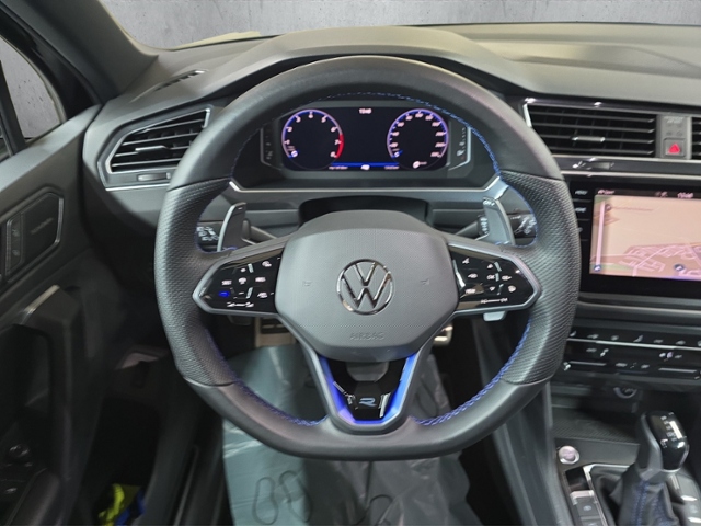 Tiguan R 2.0 TSI 4Motion+LED+NAVI+PANO+AHK+APP