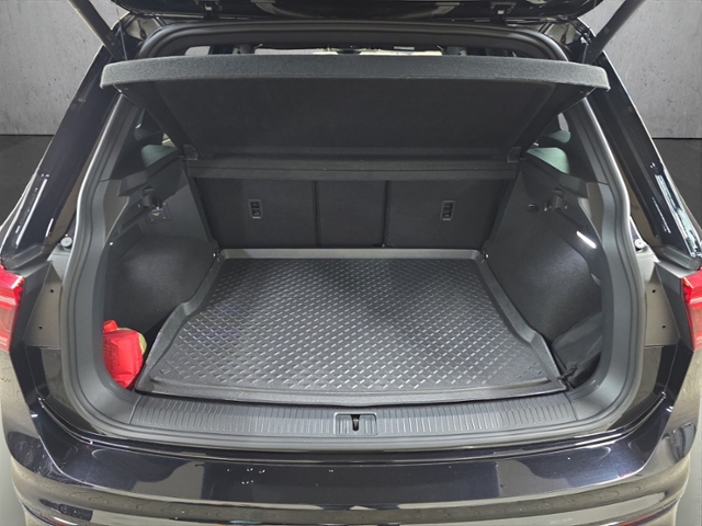 Tiguan R 2.0 TSI 4Motion+LED+NAVI+PANO+AHK+APP