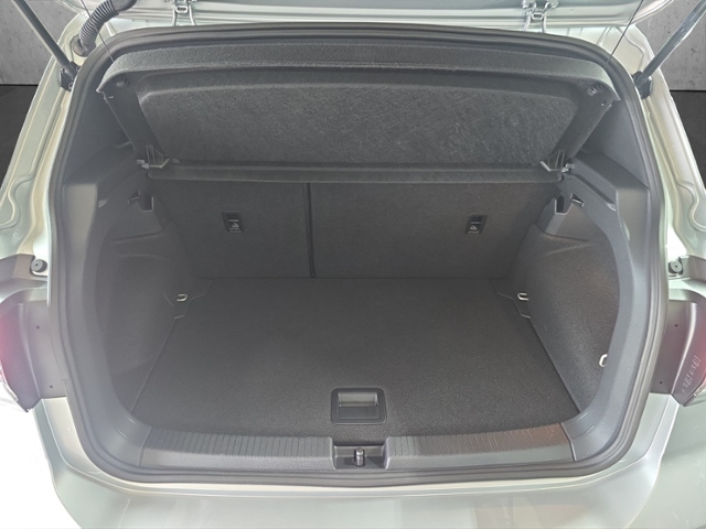 T-Cross R-Line 1.0 l TSI  85 kW (116 PS) DSG