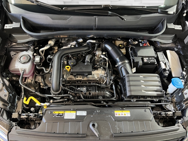 T-Cross R-Line 1.0 l TSI 85 kW (116 PS) DSG LED