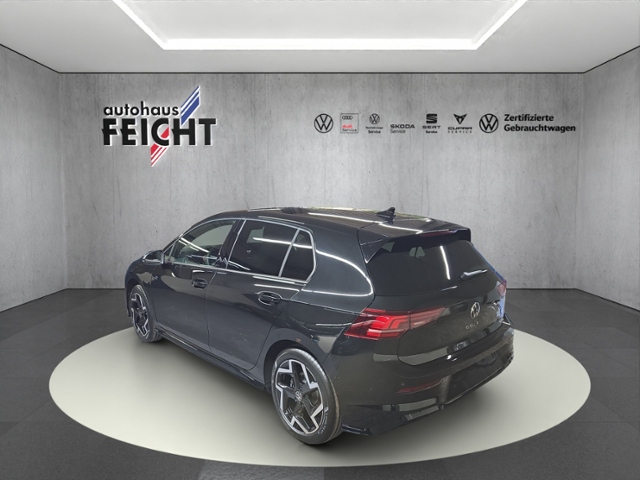 Golf R-Line 1,5 l eTSI  110 kW (150 PS) DSG