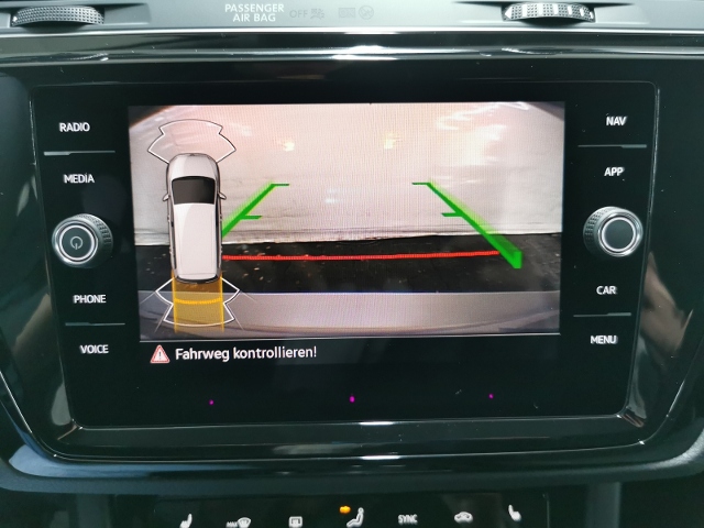 Touran Highline 1,5 l TSI 150 PS DSG  LED NAVI