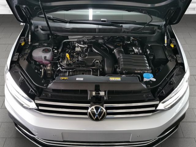 Touran Highline 1,5 l TSI 150 PS DSG  LED NAVI