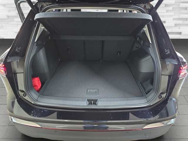 Tiguan Elegance 1,5 l eHybrid DSG KLIMA LED ALU