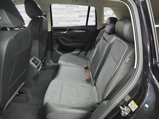 Tiguan Elegance 1,5 l eHybrid DSG KLIMA LED ALU