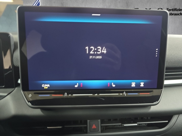 T-Roc R-Line 1.5 l eTSI  110 kW (150 PS) DSG