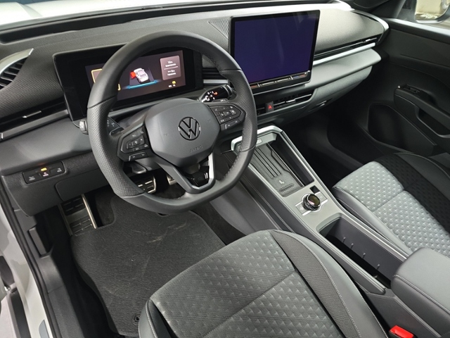 T-Roc R-Line 1.5 l eTSI  110 kW (150 PS) DSG