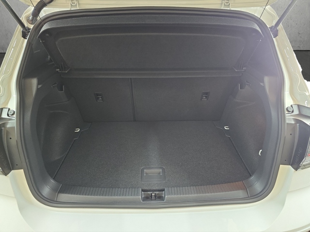 T-Roc 1.0 TSI R-Line+LED-MATRIX+NAVI+AHK+RFK