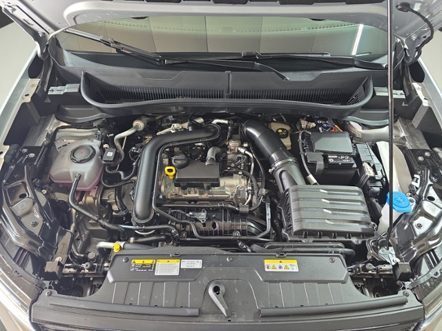 T-Cross 1.0 TSI R-Line+LED-MATRIX+NAVI+AHK+RFK
