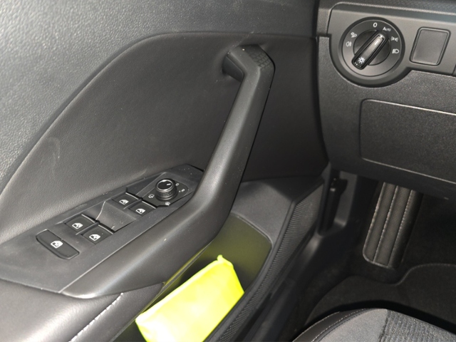 T-Cross 1.0 TSI R-Line+LED-MATRIX+NAVI+AHK+RFK