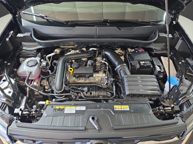 T-Cross 1.0 TSI R-Line+LED-MATRIX+NAVI+AHK+RFK