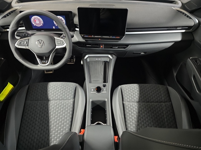 T-Roc 1.5 eTSI R-Line+LED-MATRIX+NAVI+AHK+RFK
