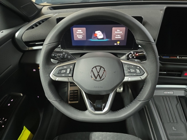 T-Roc 1.5 eTSI R-Line+LED-MATRIX+NAVI+AHK+RFK