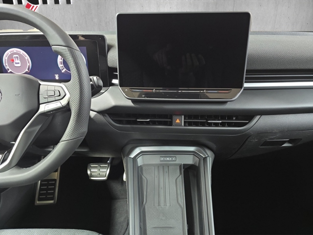 T-Roc 1.5 eTSI R-Line+LED-MATRIX+NAVI+AHK+RFK