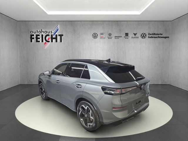 T-Roc 1.5 eTSI R-Line+LED-MATRIX+NAVI+AHK+RFK
