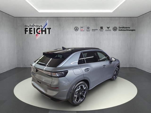 T-Roc 1.5 eTSI R-Line+LED-MATRIX+NAVI+AHK+RFK