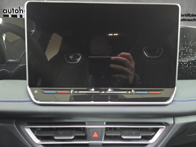 Tiguan R-Line 2,0 l TDI  4MO 142 kW (193 PS) DSG
